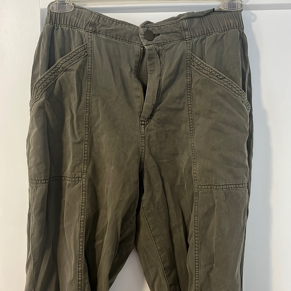 Old Navy Slouchy Cargo pant